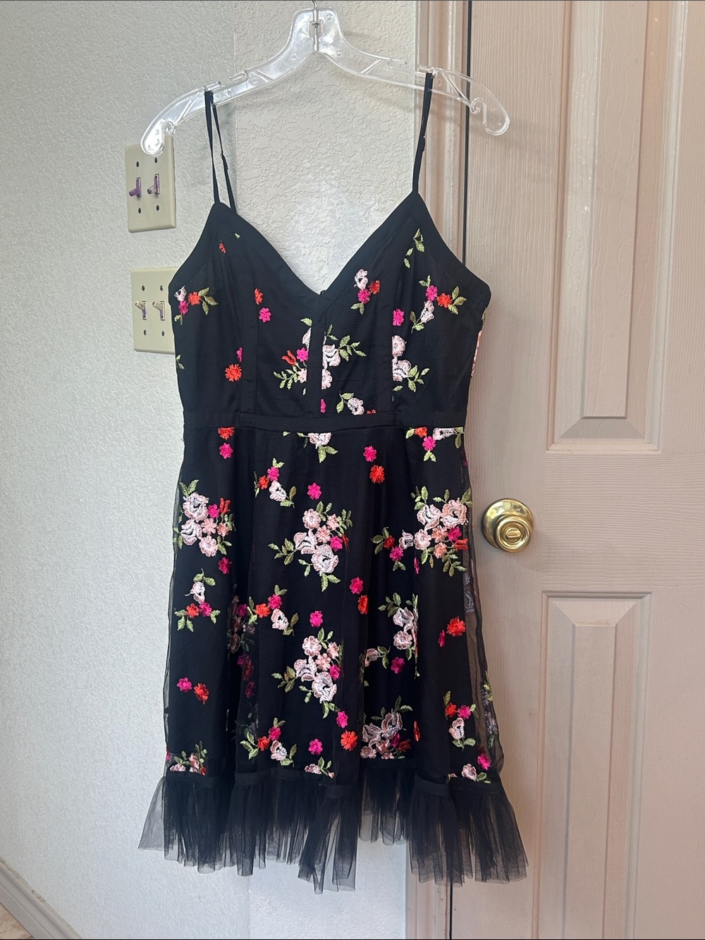 Lulu's Black Floral Embroidered Spaghetti Strap Party Dress